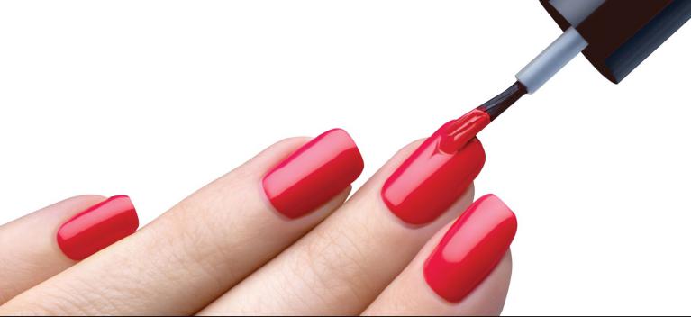 beauté des mains vernis classique